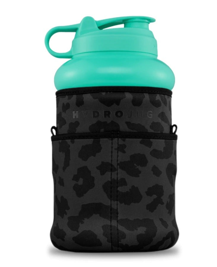 http://wildfiredesignsky.com/cdn/shop/products/Hydro-sleeve-midnight-leopard_1200x1200.jpg?v=1645552068