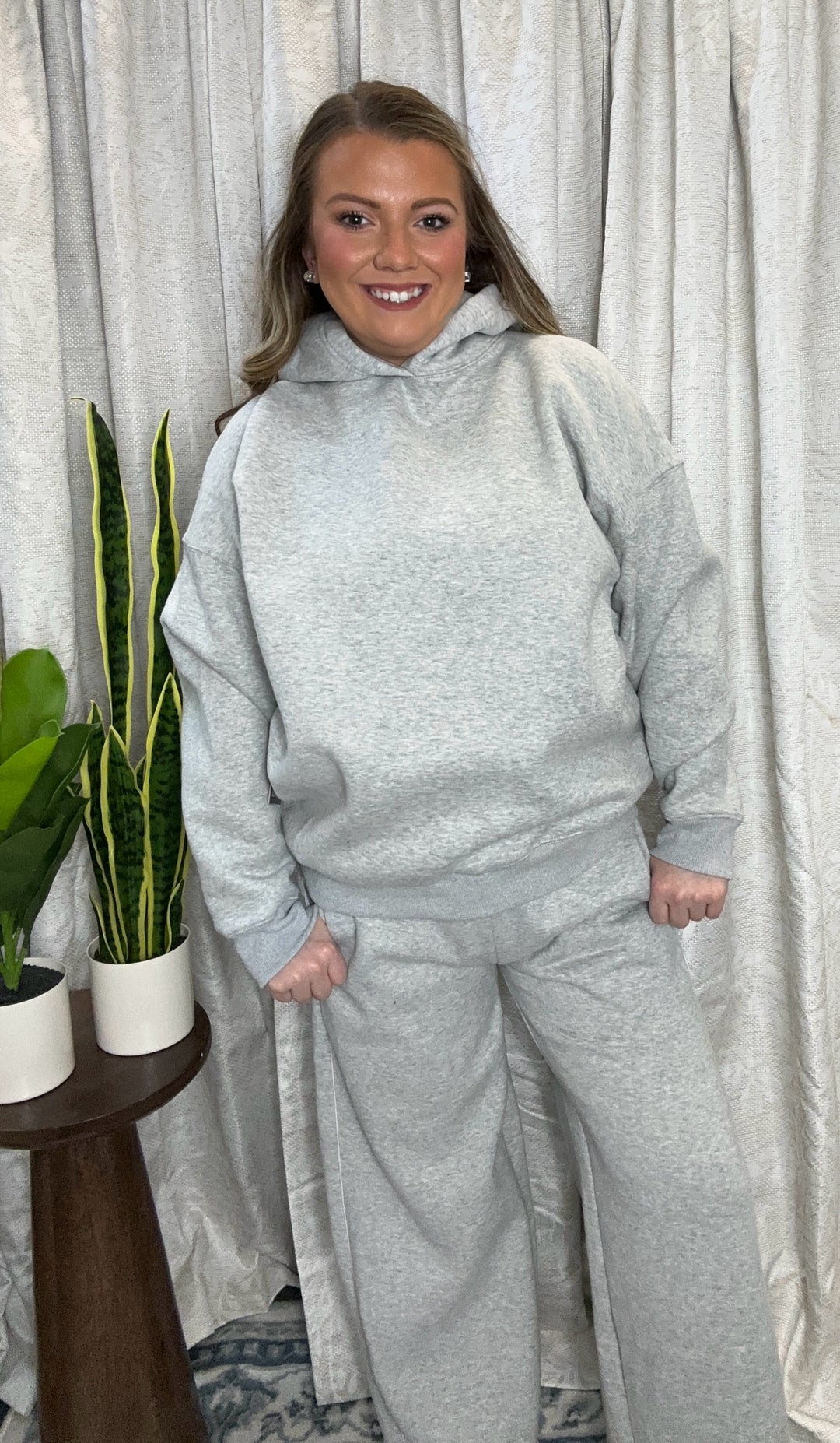 Kelli Core Cozy Fleece Wide Leg Grey Sweatpants – Wildfire Designs KY